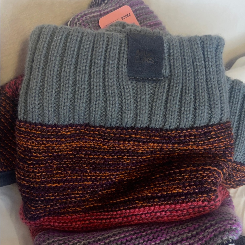 Multicolor Knit Boot-Style Muk-Luks - Picture 3 of 6